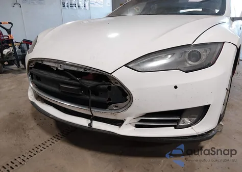 2015 Tesla Model S 85D/P85D z USA, uszkodzony, nr VIN 5YJSA1H40FF088738
